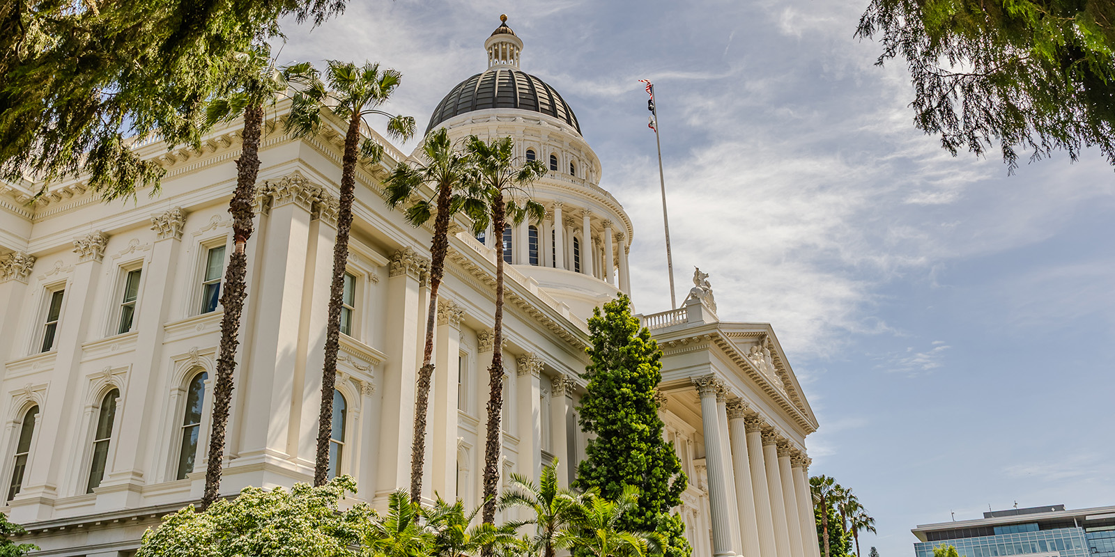 California Extends CalCompetes Through 2032-33